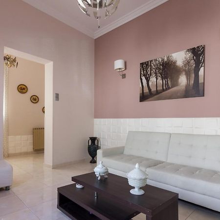 Delightful 2 Bedroom Flat Next To Mikrolimano Piraeus Exterior photo
