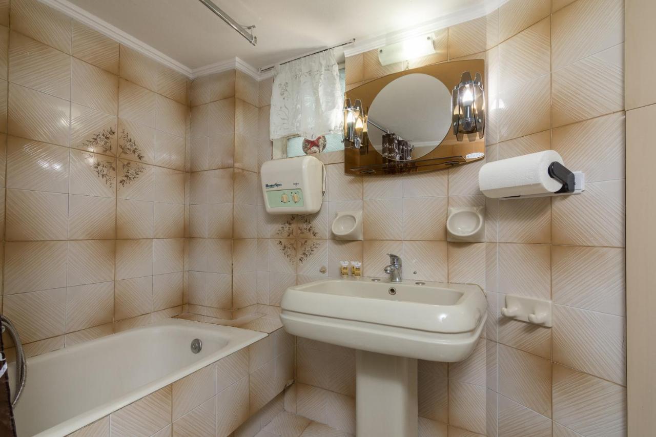 Delightful 2 Bedroom Flat Next To Mikrolimano Piraeus Exterior photo