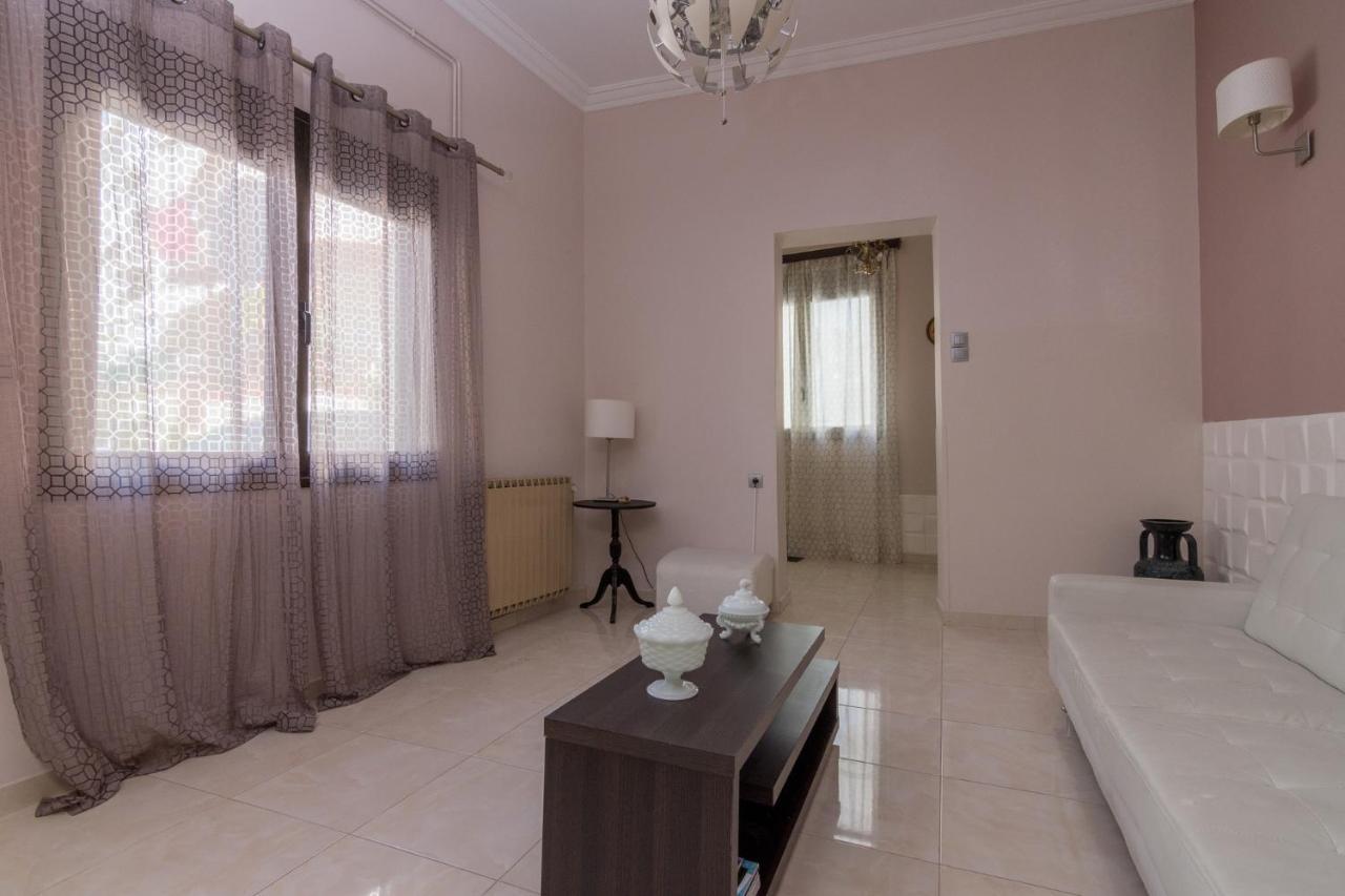 Delightful 2 Bedroom Flat Next To Mikrolimano Piraeus Exterior photo