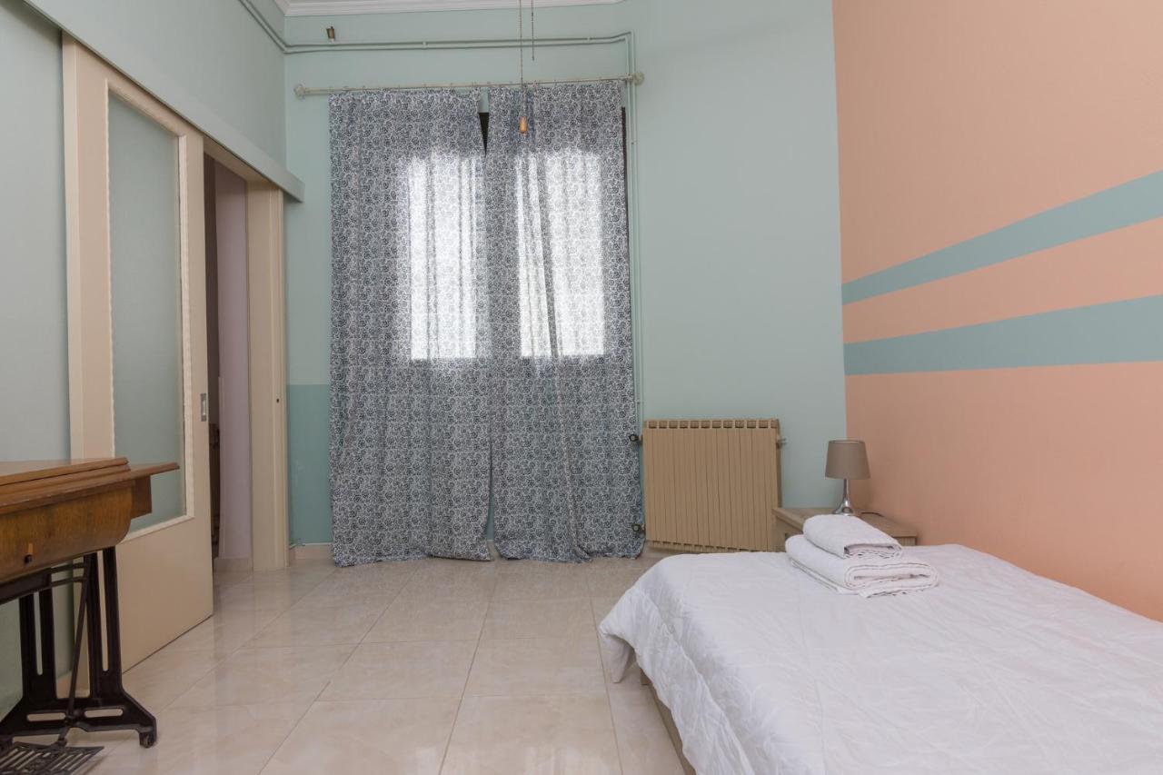 Delightful 2 Bedroom Flat Next To Mikrolimano Piraeus Exterior photo